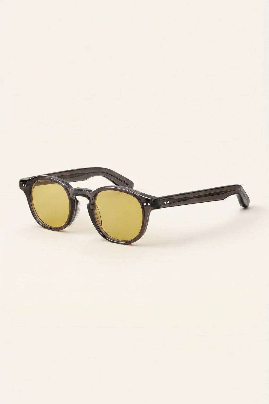 Die Positano Sonnenbrille mit gelben Gläsern