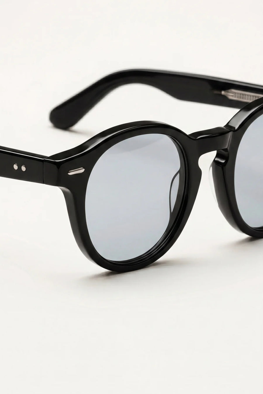 Les lunettes de soleil Monopoli Classic Black